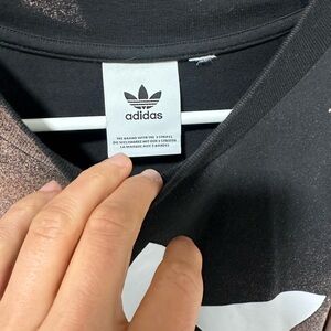 Oversize Adidas crop- styled with bleach